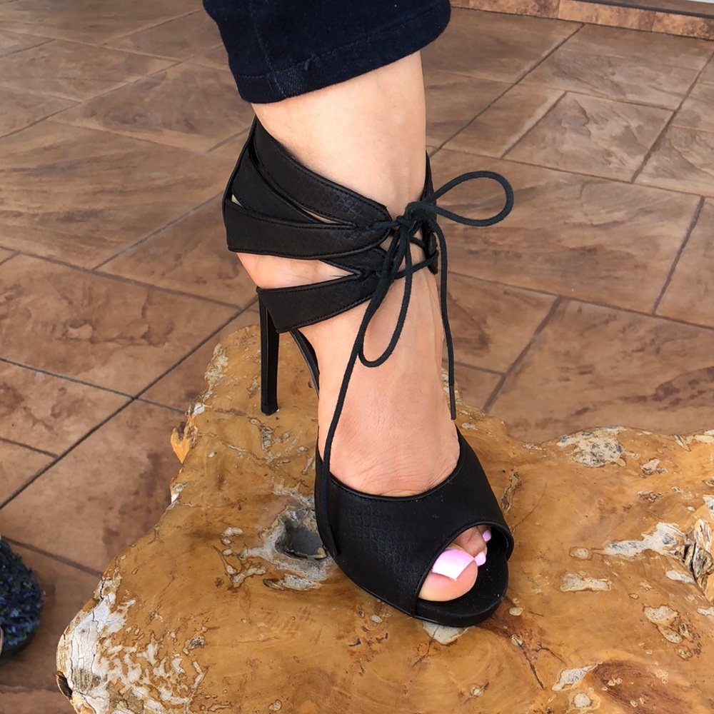 Steve Madden : MUCHO shoes